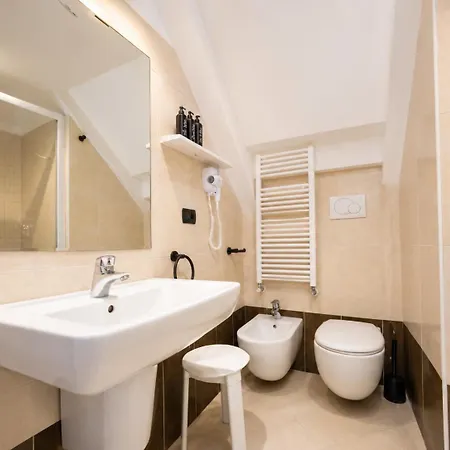 Rare Private Courtyard, Very Easy To Reach * Venecia